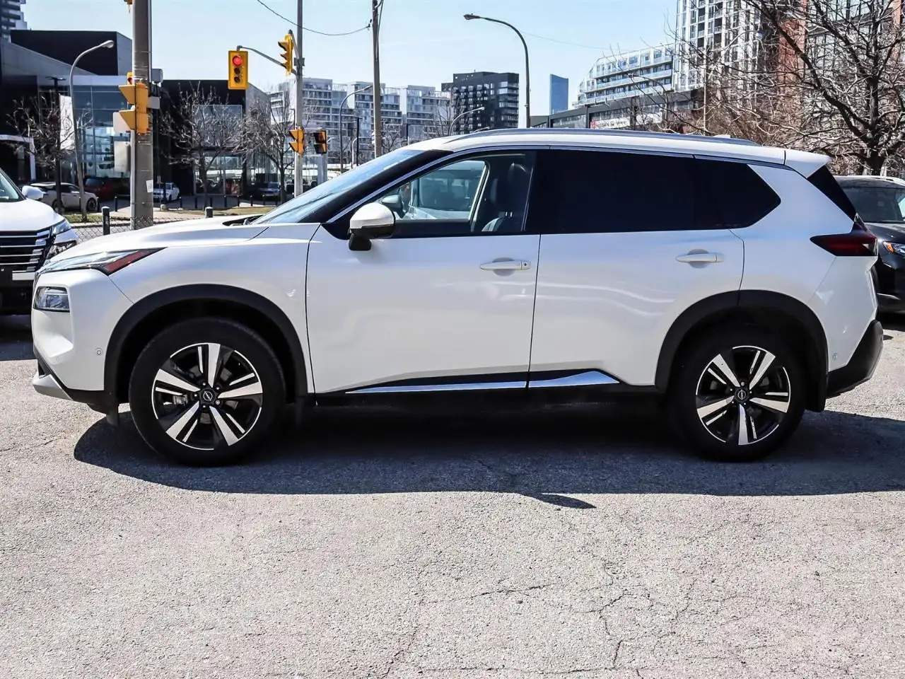 Nissan Rogue снимка Nissan Rogue