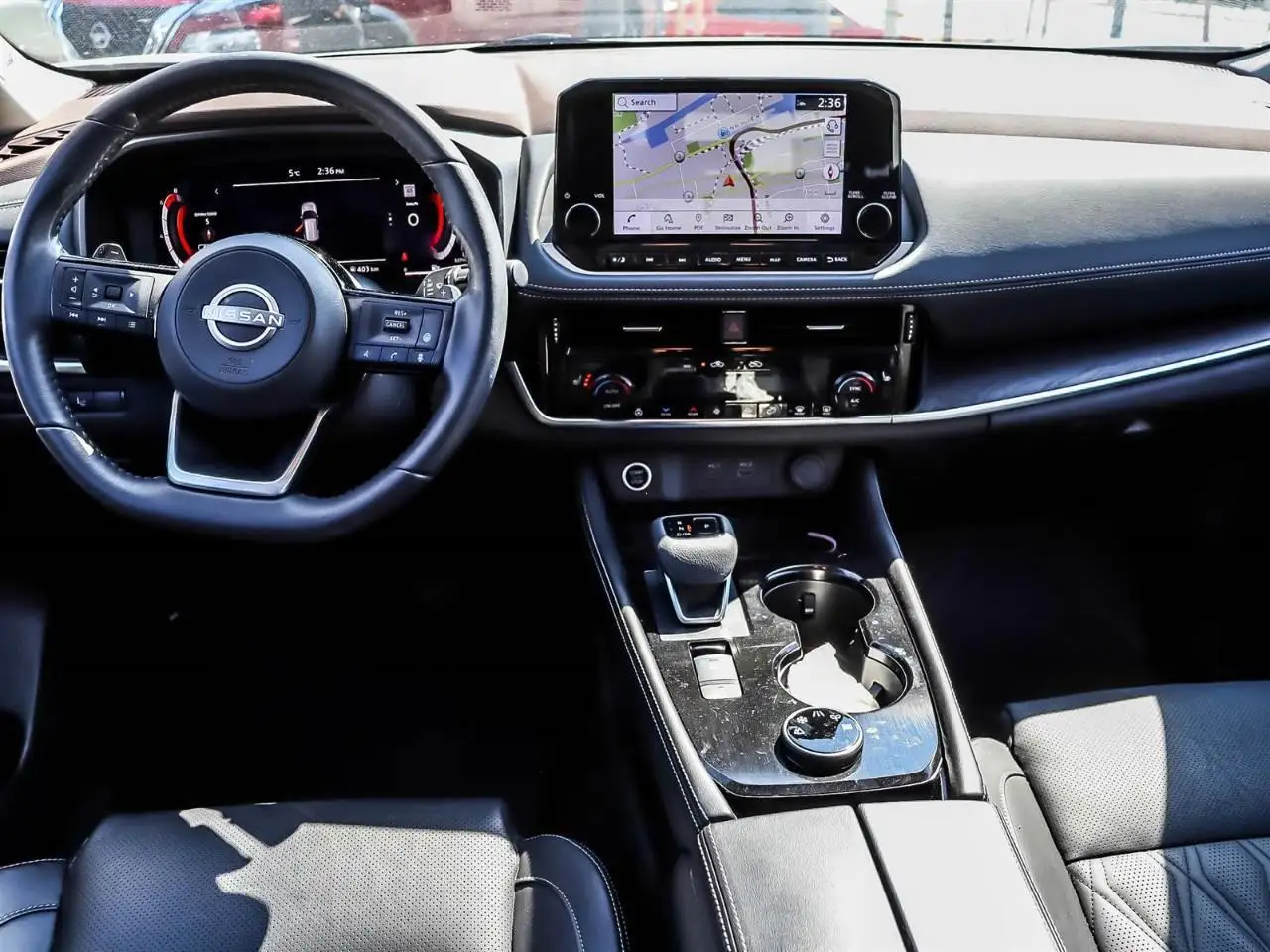 Nissan Rogue снимка Nissan Rogue