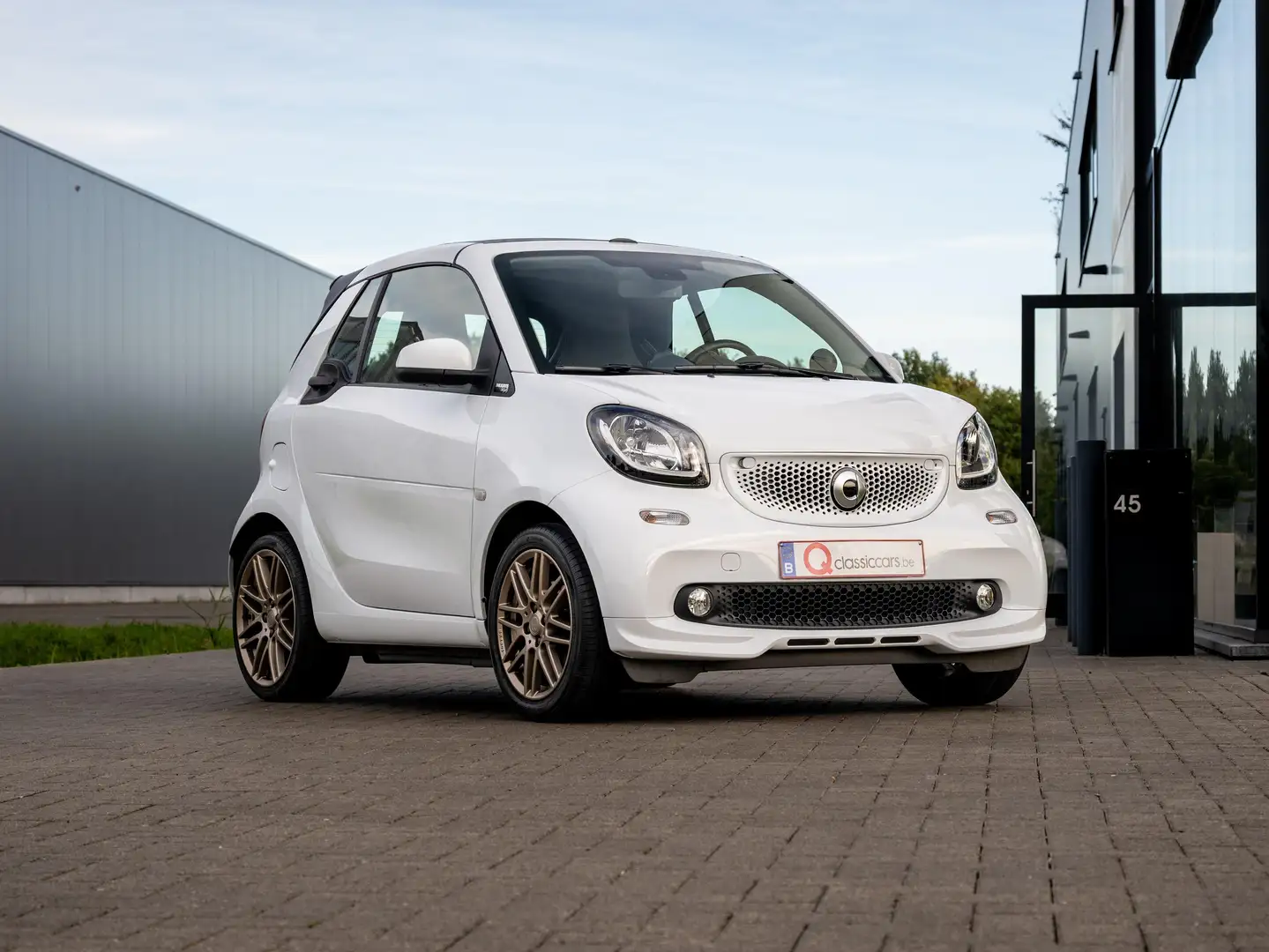 smart forTwo cabrio twinamic Brabus Style Blanc - 2