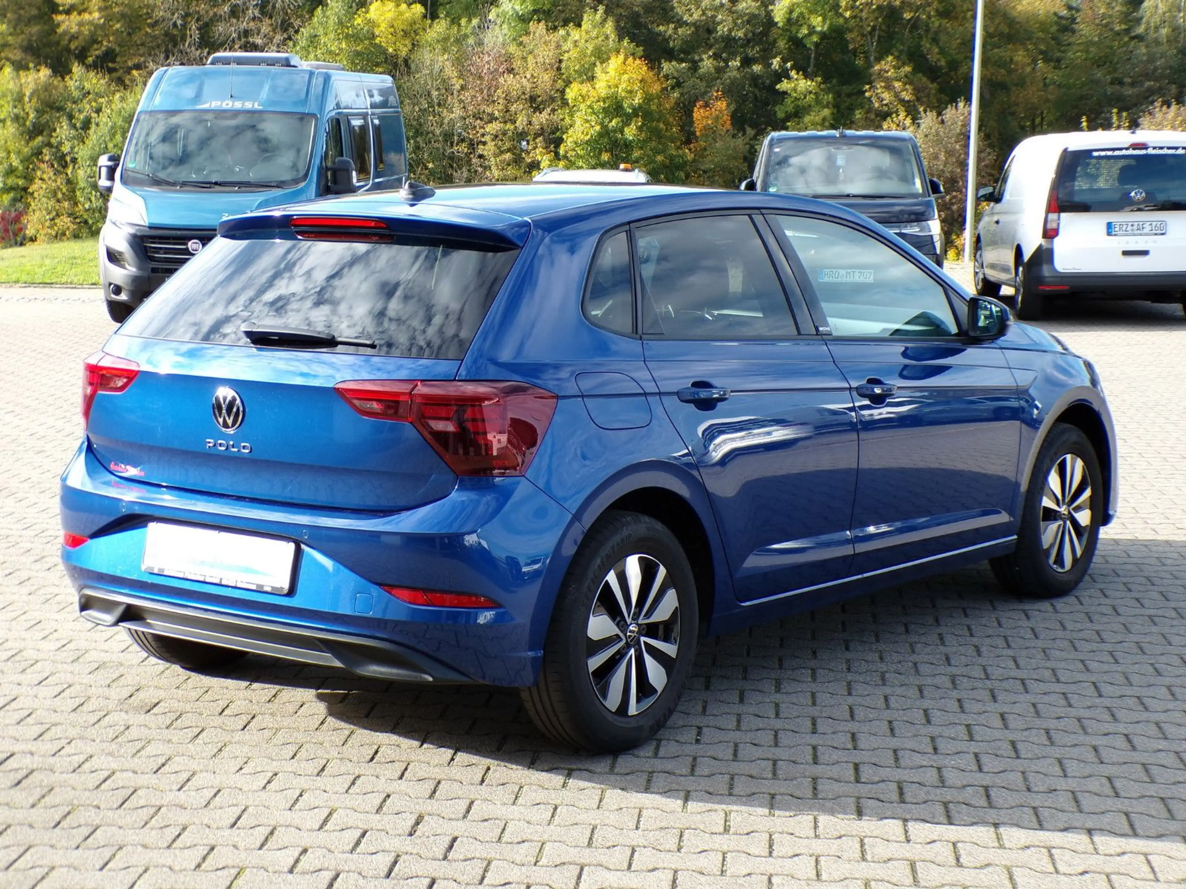 Volkswagen Polo VI Move — photo 5