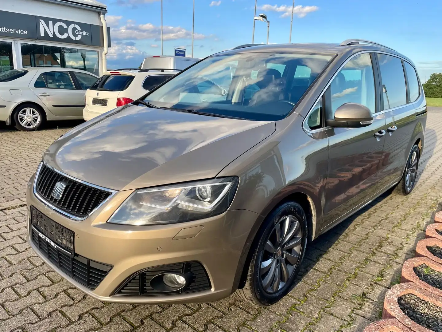 SEAT Alhambra I-Tech Sport Paket/4Drive/7-Sitzer Beige - 2