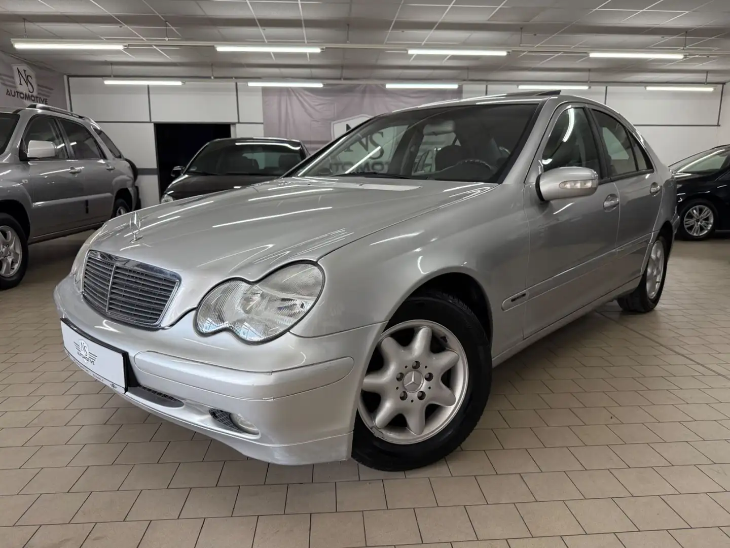 Mercedes-Benz C 180 Lim. AUTOMATIK/SHZ/SCHBDCH/TEMPO./TÜV/ Gris - 1