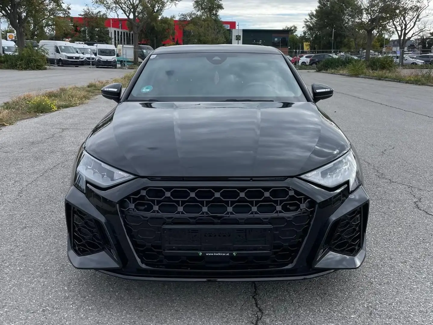 Audi A3 30 TDI advanced Schwarz - 2