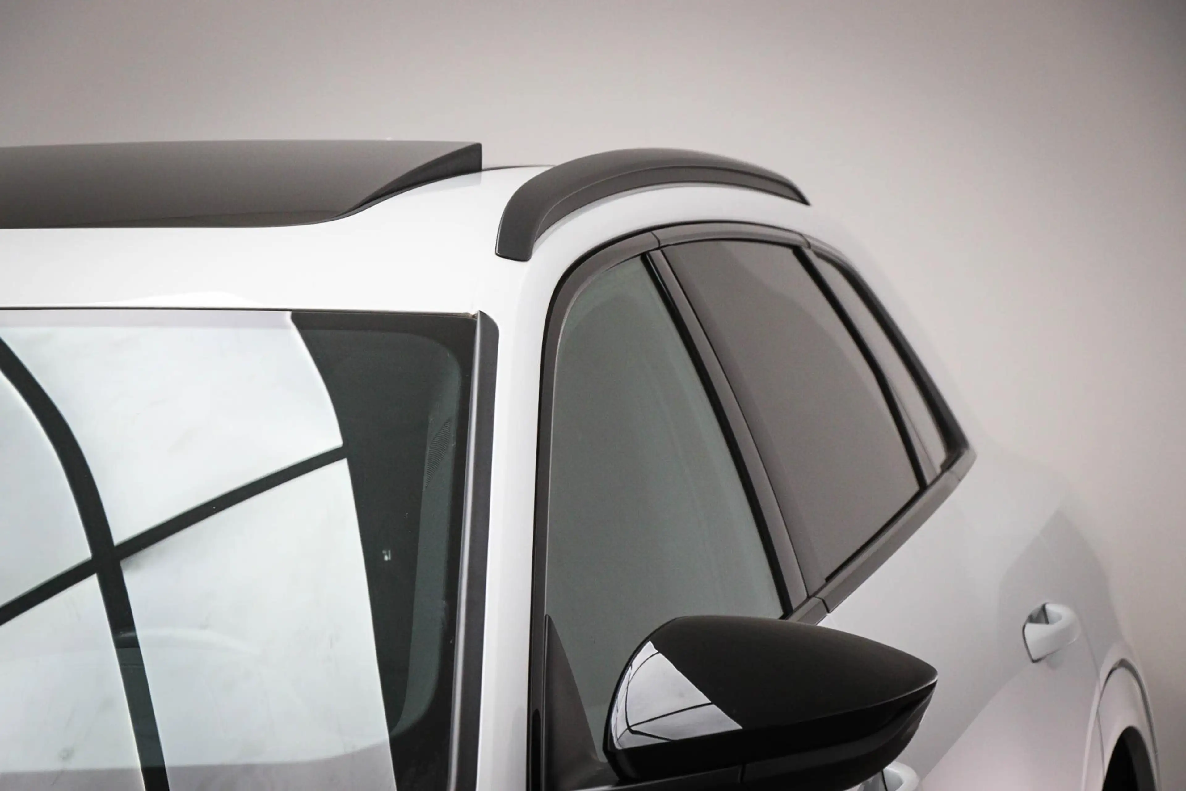 Audi e-tron 55 S-line quattro 300kW | SOH 95% | PANORAMADAK | — photo 21