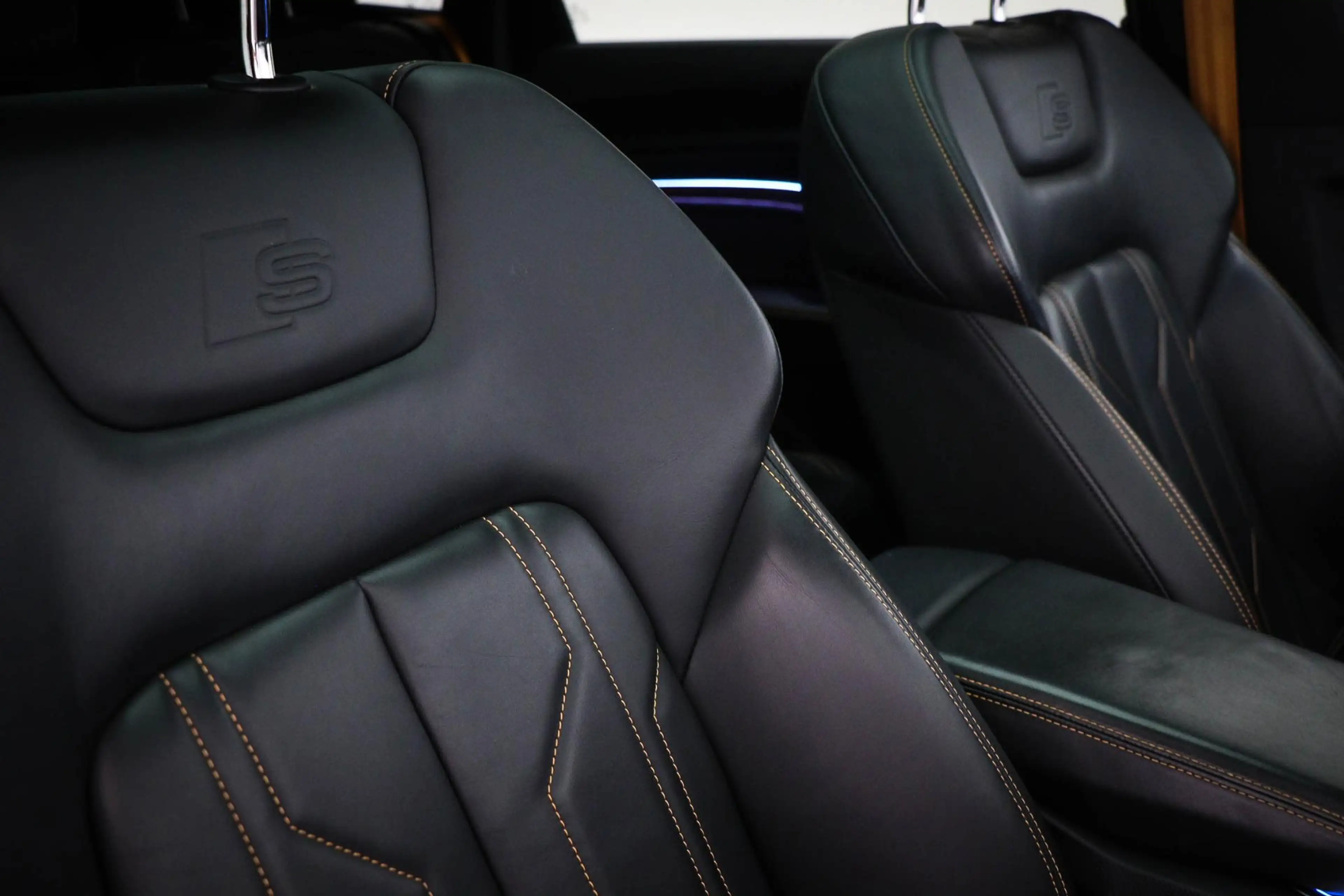 Audi e-tron 55 S-line quattro 300kW | SOH 95% | PANORAMADAK | — photo 7