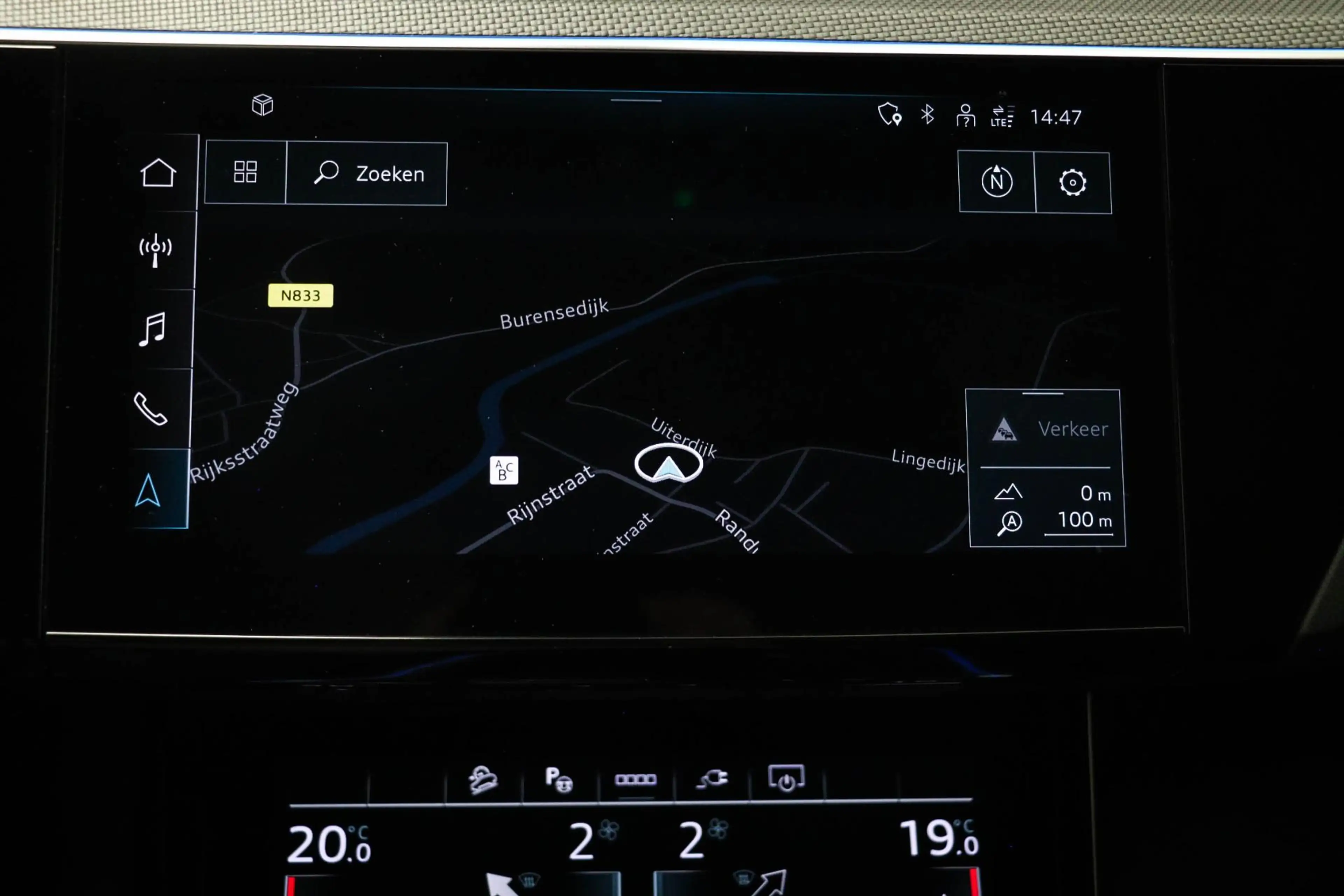 Audi e-tron 55 S-line quattro 300kW | SOH 95% | PANORAMADAK | — photo 47