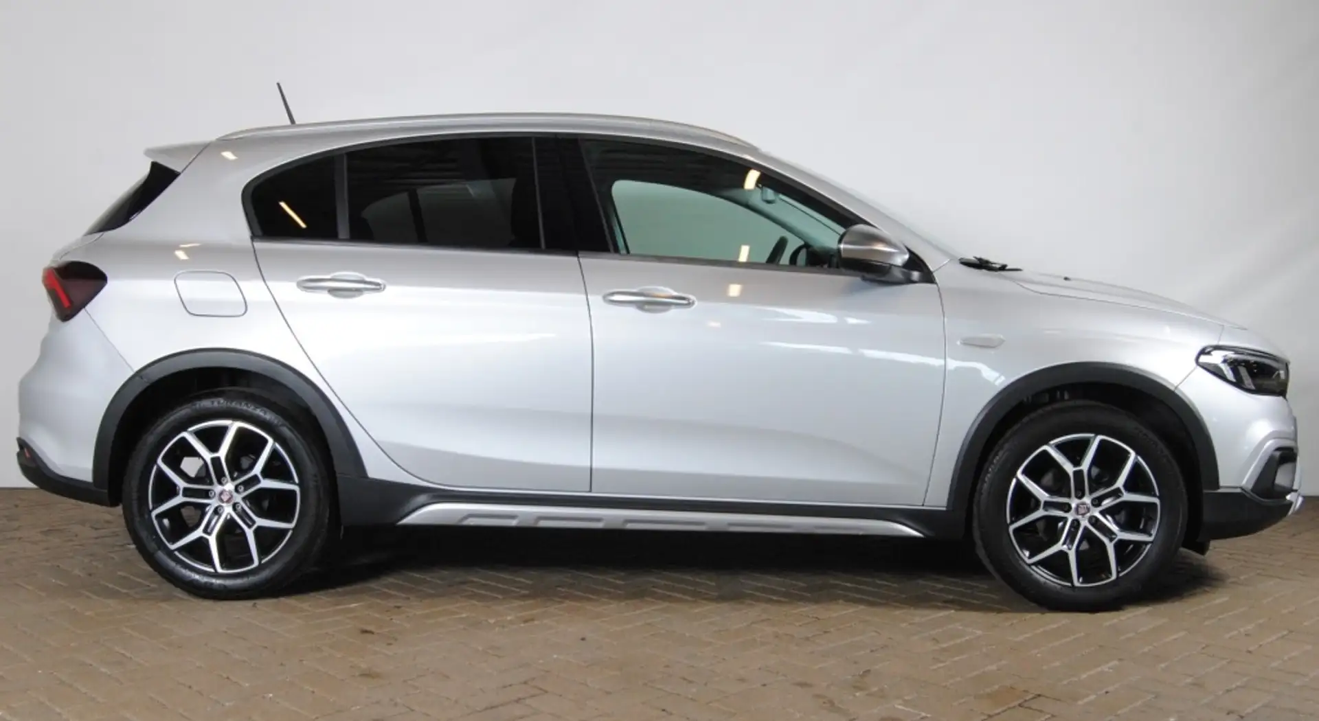 Fiat Tipo 1.0 Life Grijs - 2