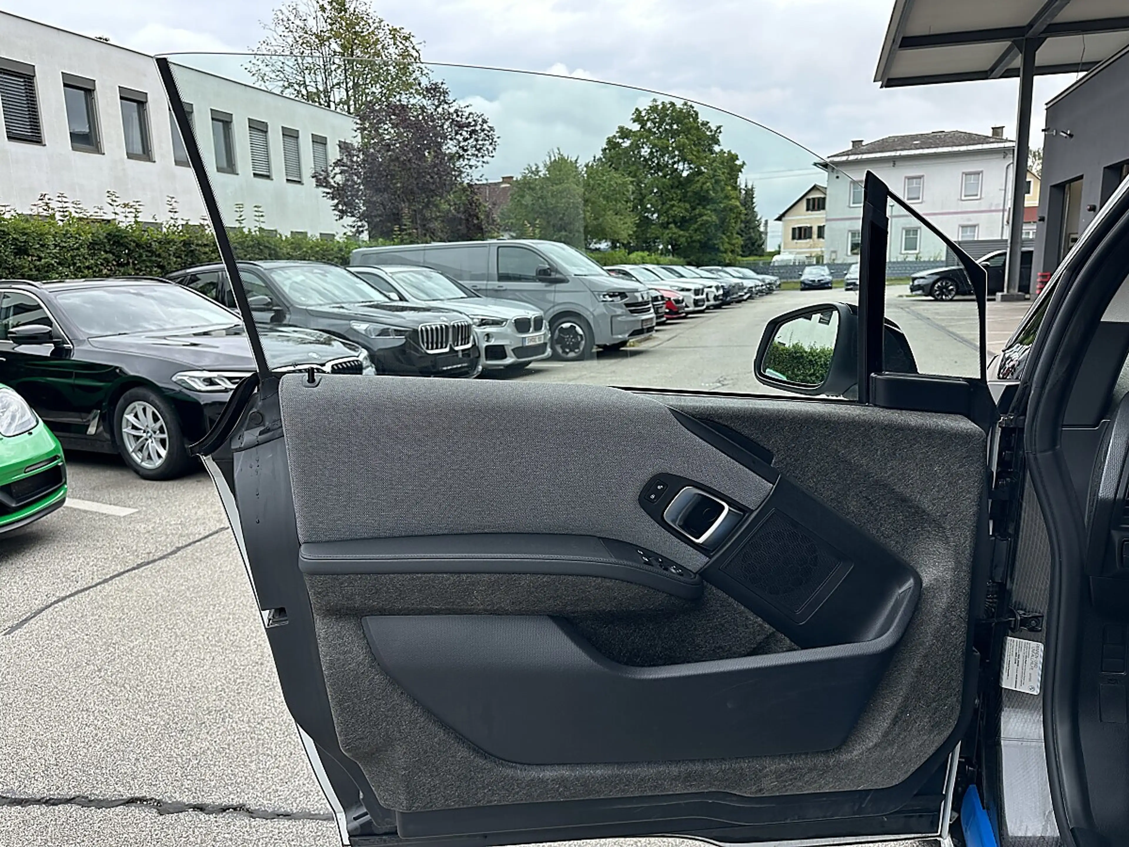 BMW i3 42,2kWh — photo 10
