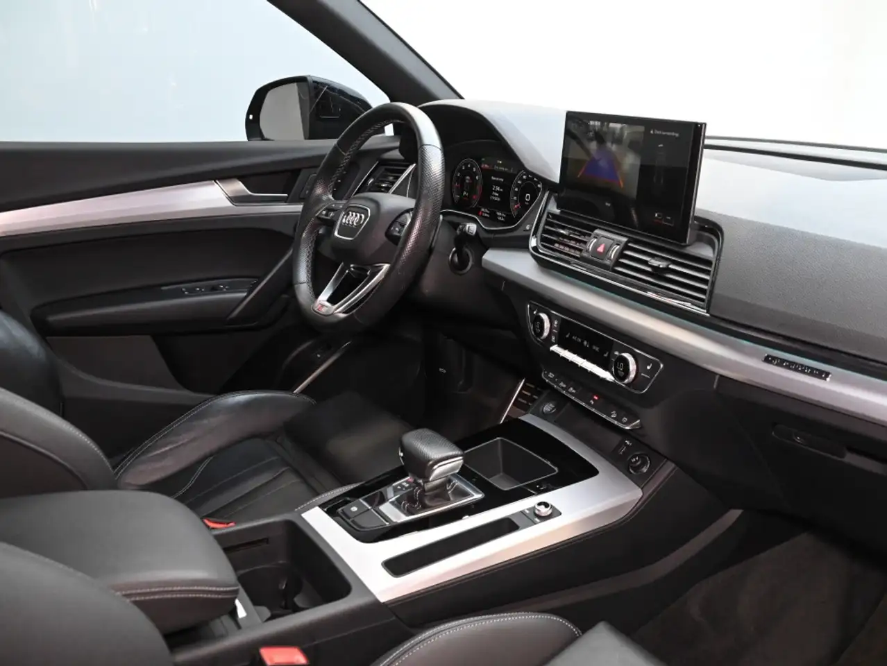 Audi Q5 photo Audi Q5