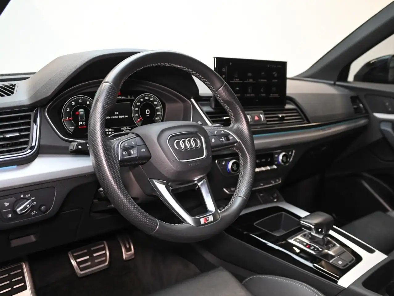 Audi Q5 photo Audi Q5