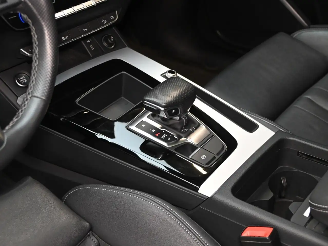 Audi Q5 photo Audi Q5