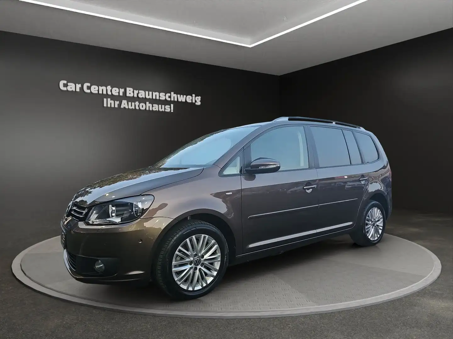 Volkswagen Touran 2.0 TDI CUP+7-Sitzer+Alu+Multi+AHK Braun - 1