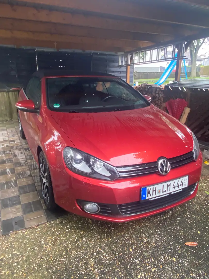 Volkswagen Golf Cabriolet Blue Motion Exclusive Rot - 1