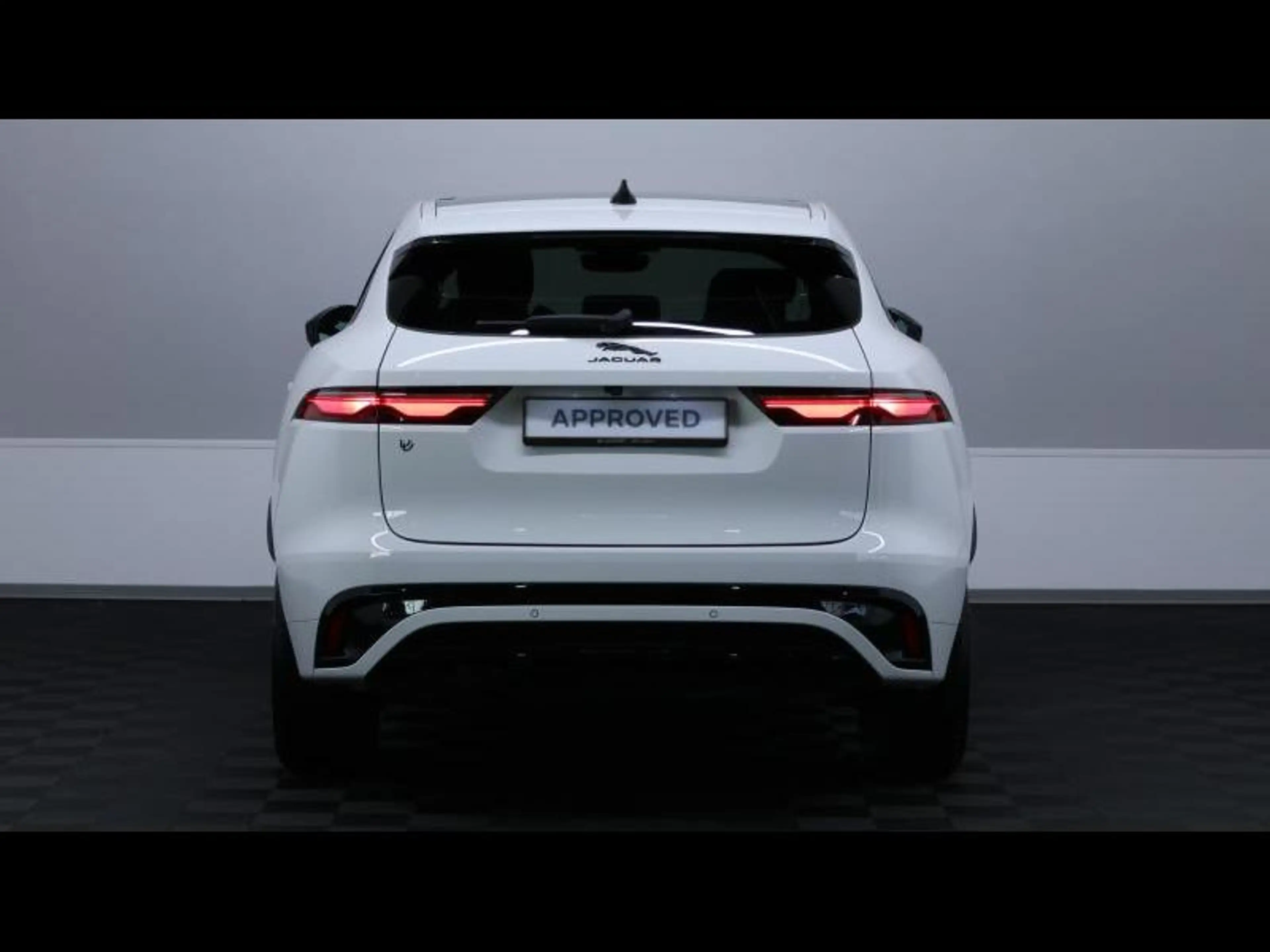 Jaguar F-Pace D200 R-Dynamic S AWD — photo 6