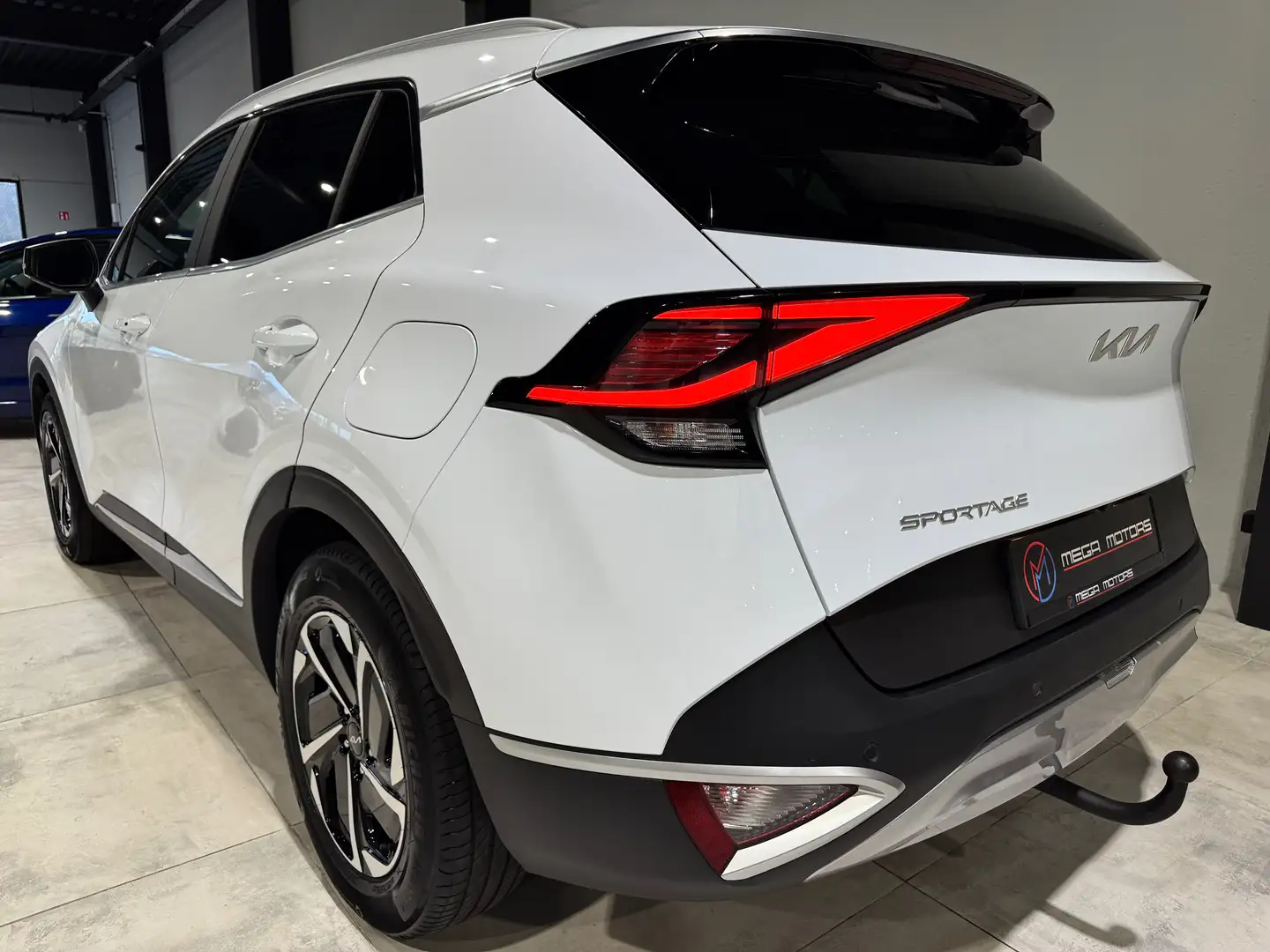 Kia Sportage 1.6 CRDi 116CV 04/2023 NEW MODÈLE GARANTiE KiA" Wit - 2