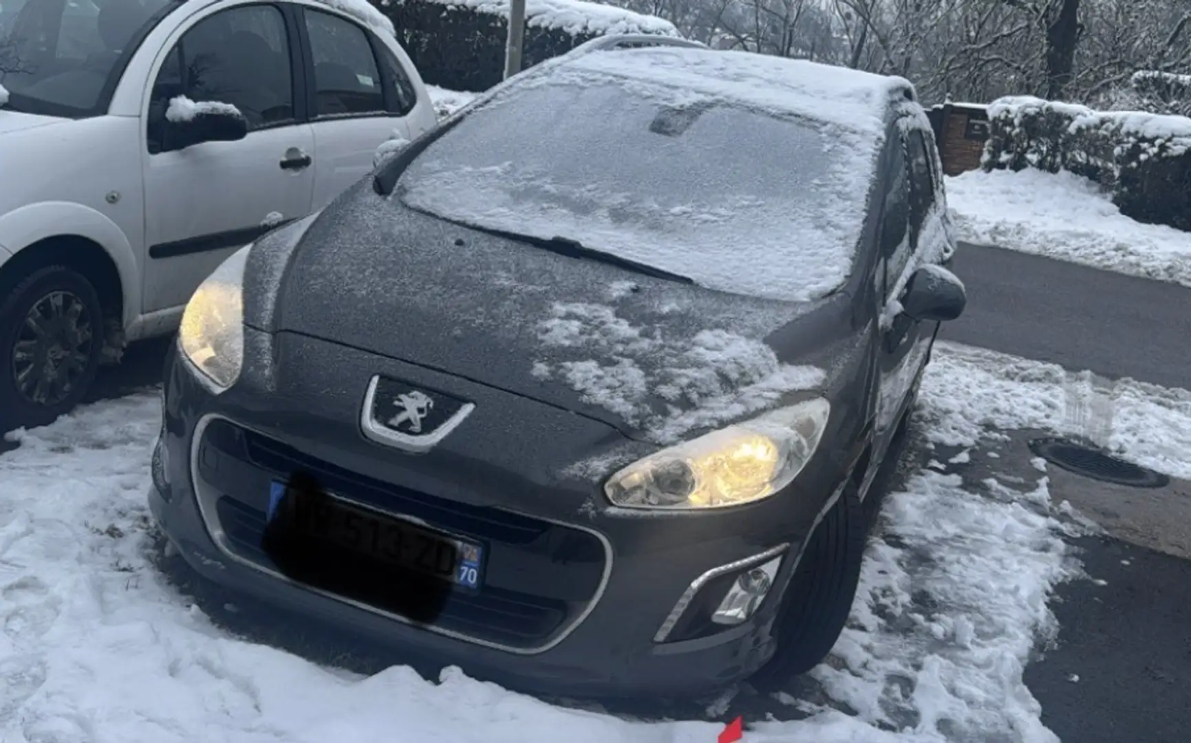 Peugeot 308 SW 1.6 HDi 112ch FAP BVM6 Confort Pack - 1