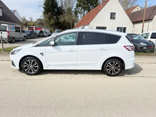 Ford S-Max S-MAX Titanium AWD, DSG, 2.0 ,190 PS,AHK