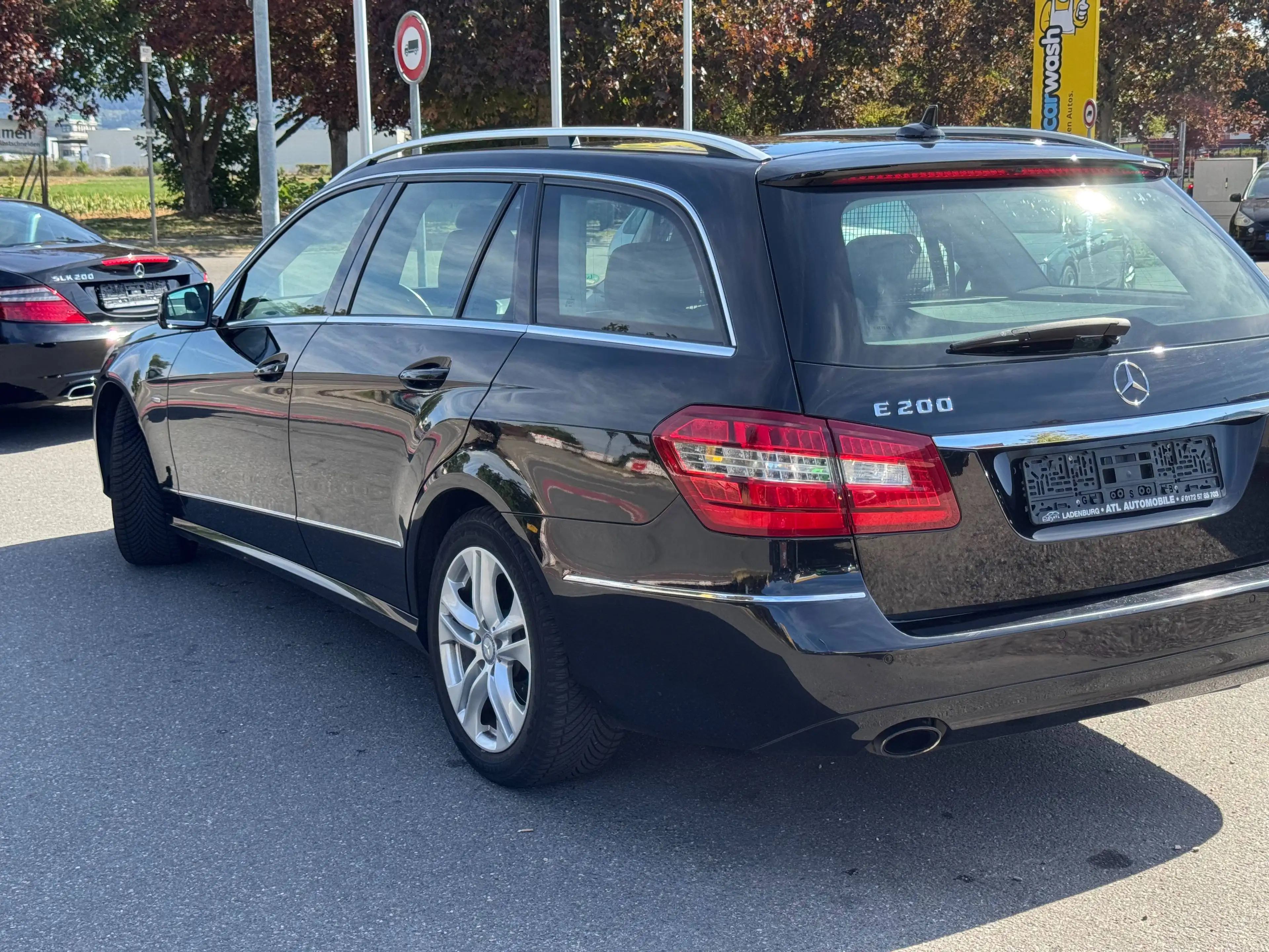 Mercedes-Benz E 200 E 200 CGI BlueEfficiency (212.248) — photo 2