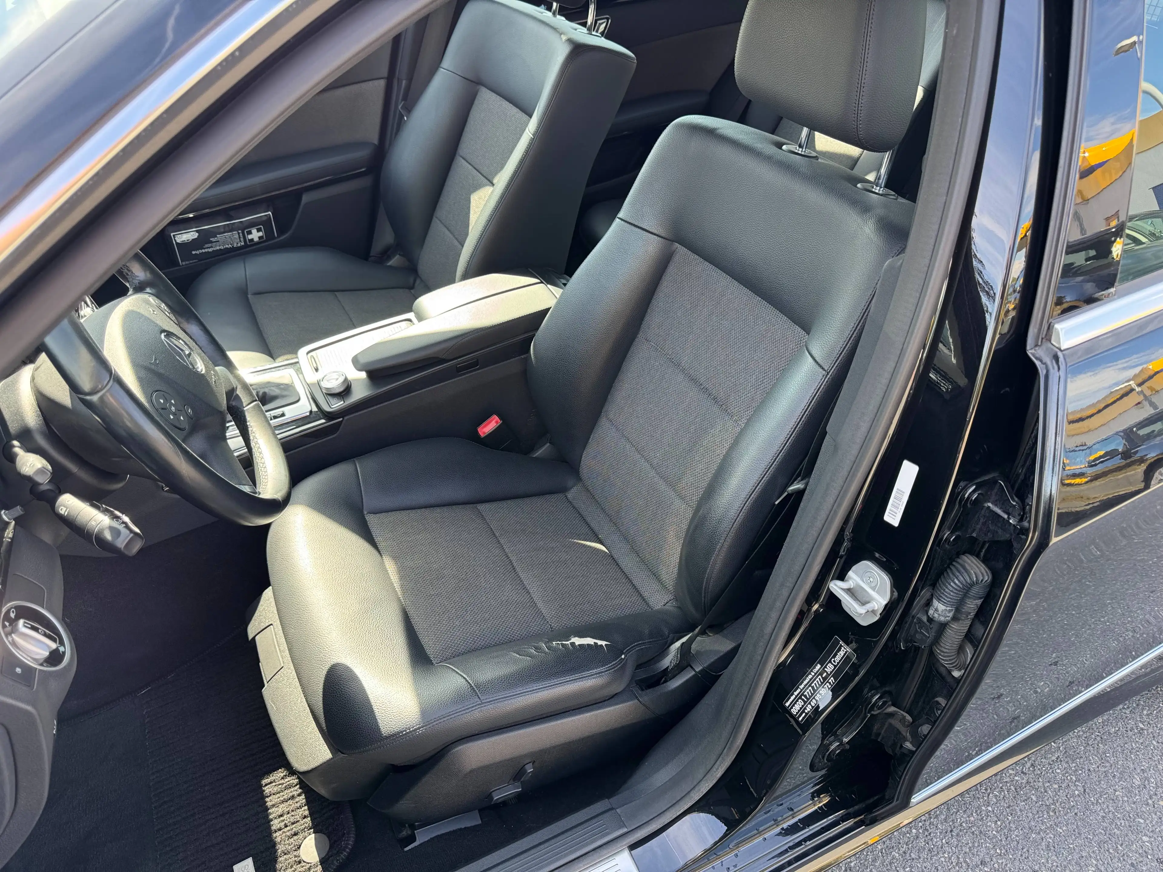 Mercedes-Benz E 200 E 200 CGI BlueEfficiency (212.248) — photo 9