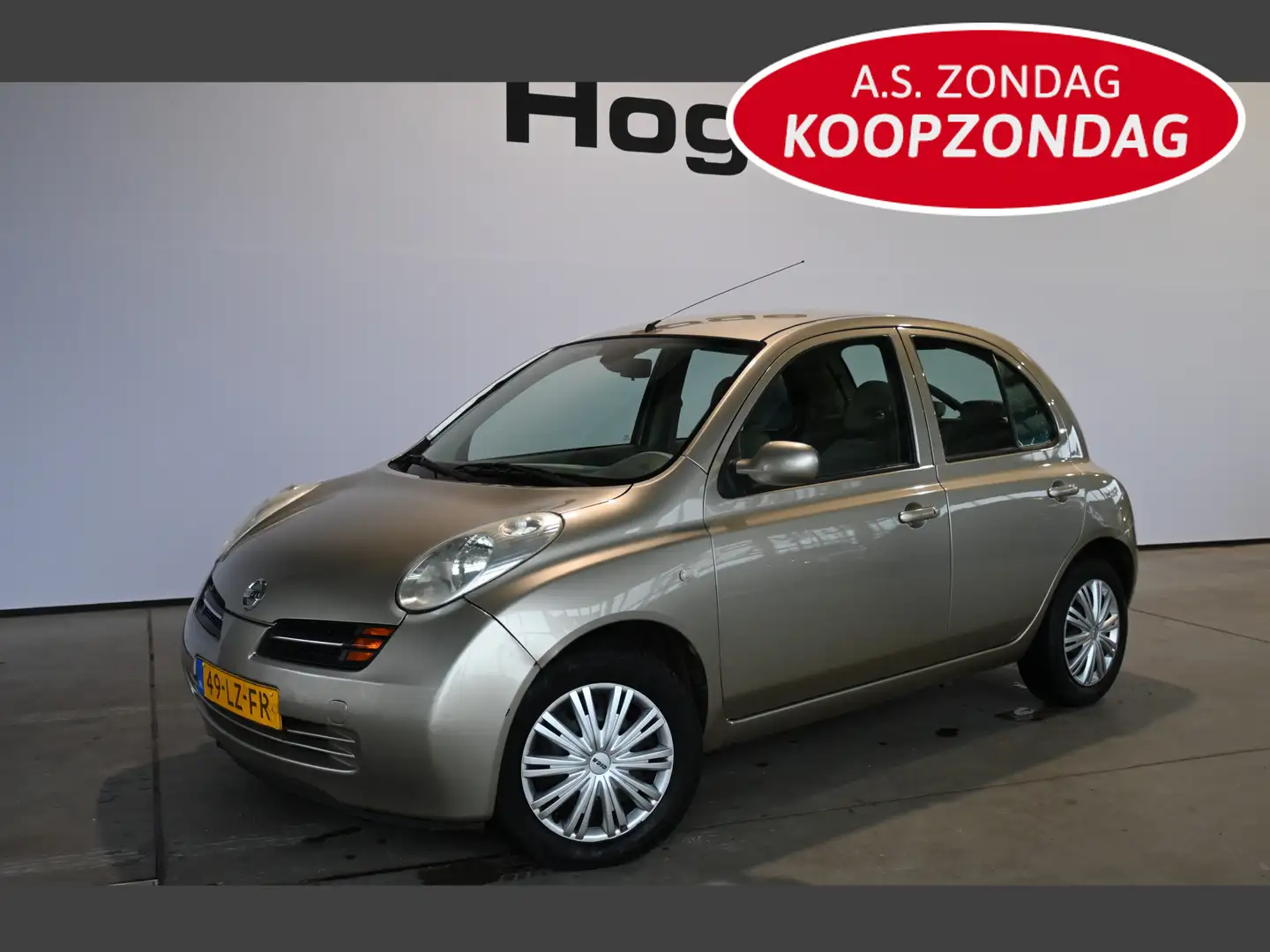 Nissan Micra 1.2 Acenta Clima Airco Trekhaak APK tot 28-10-2026 Beige - 1
