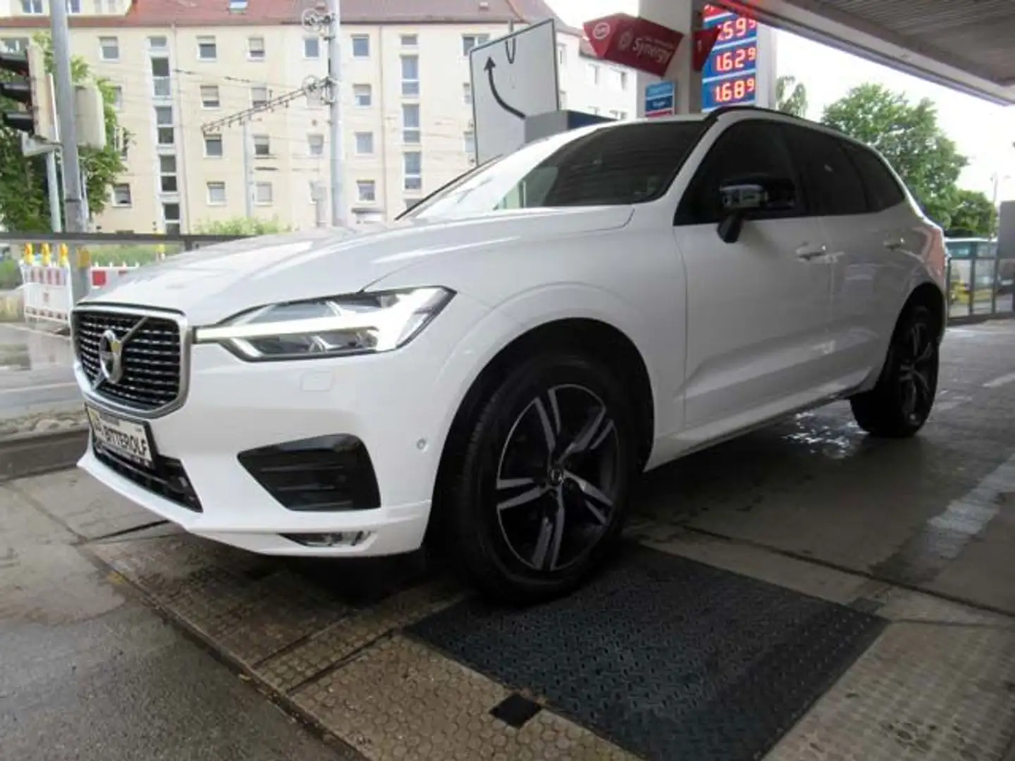 Volvo XC60 D4 R Design Autom Navi/360/Leder/Memory/SHZ Blanco - 2