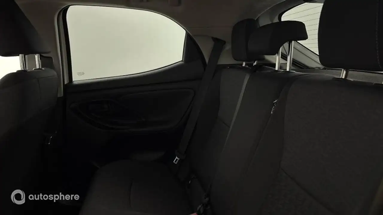 Toyota Yaris Yaris — photo 13
