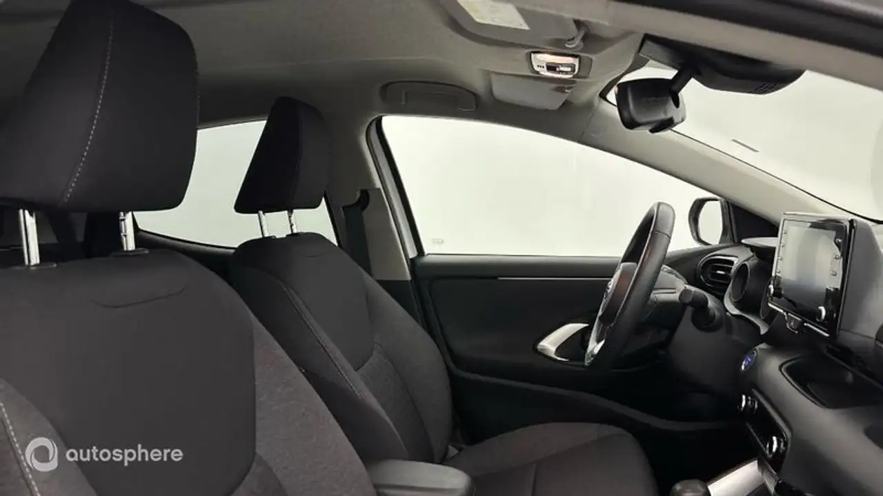 Toyota Yaris Yaris — photo 15