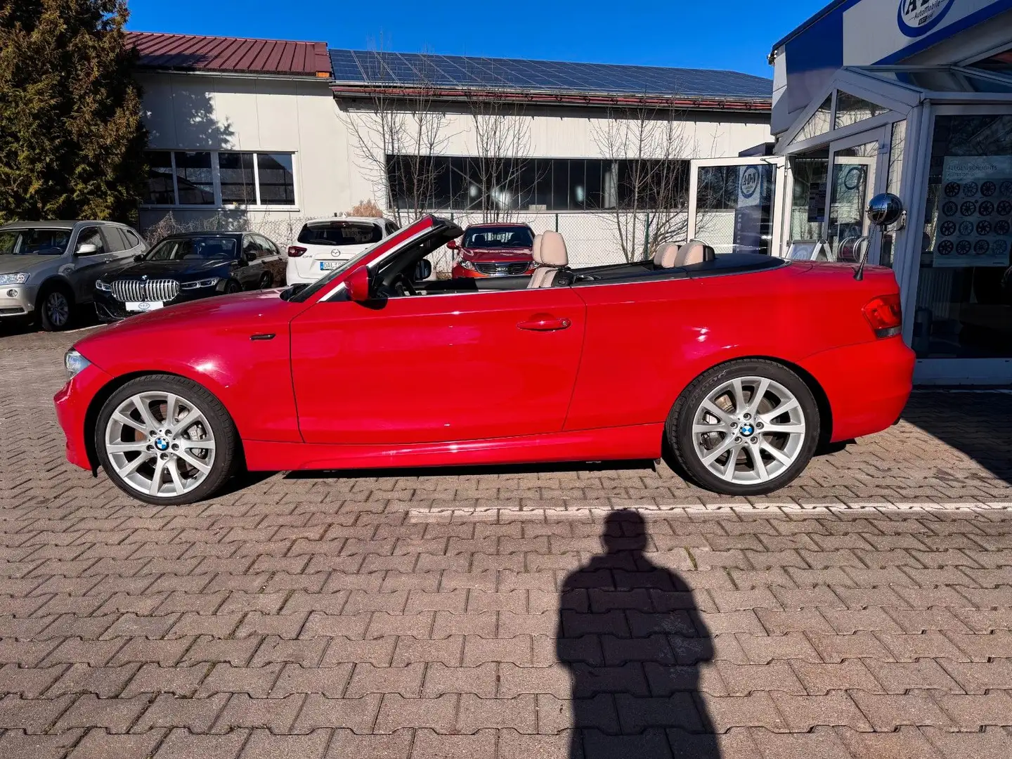 BMW 135 i Cabrio Automatik M-Paket *Navi*Xenon*Leder* Rosso - 2