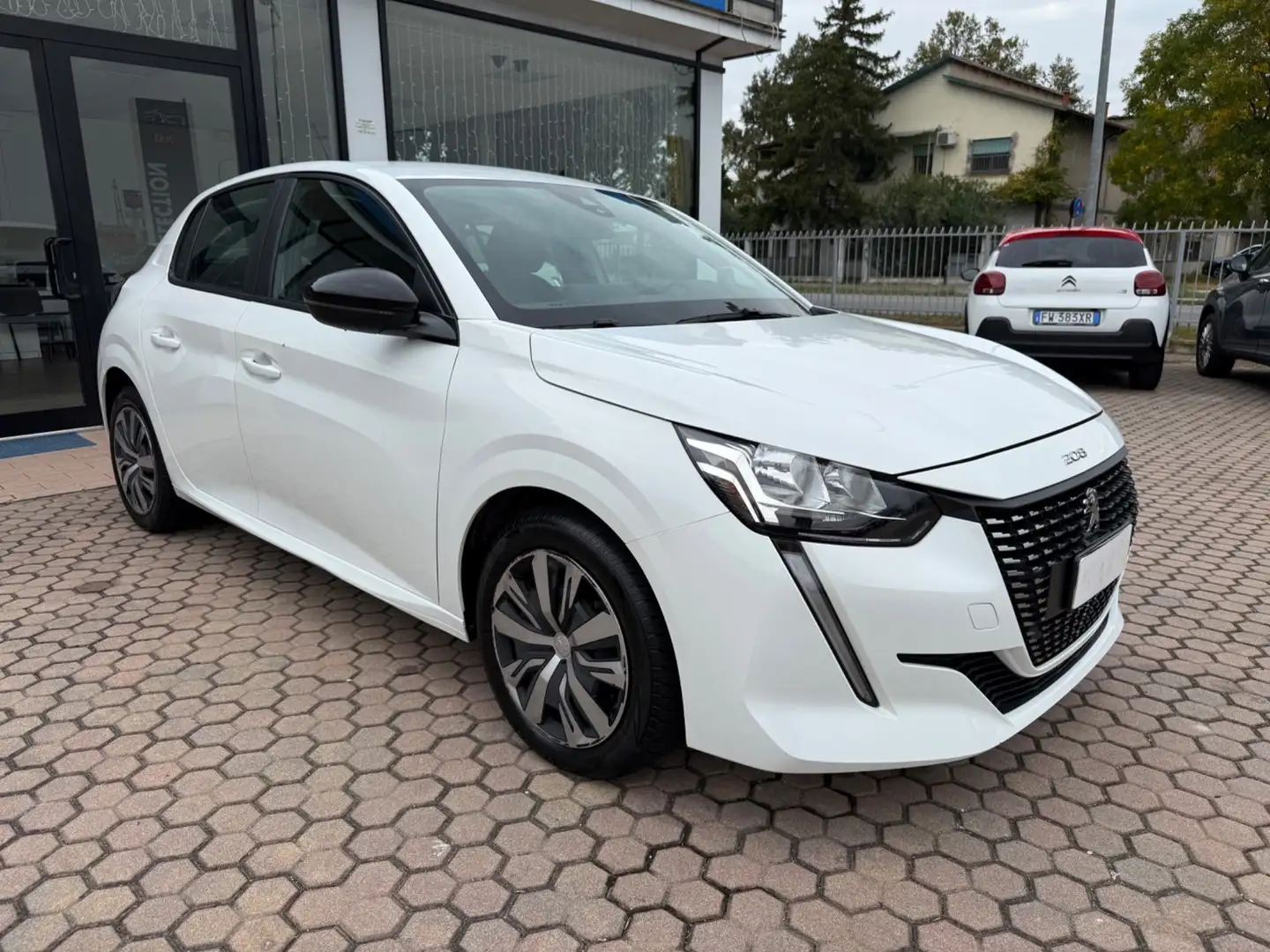 Peugeot 208 208 BlueHDi 100 Stop&Start 5 porte Active Pack Bianco - 2