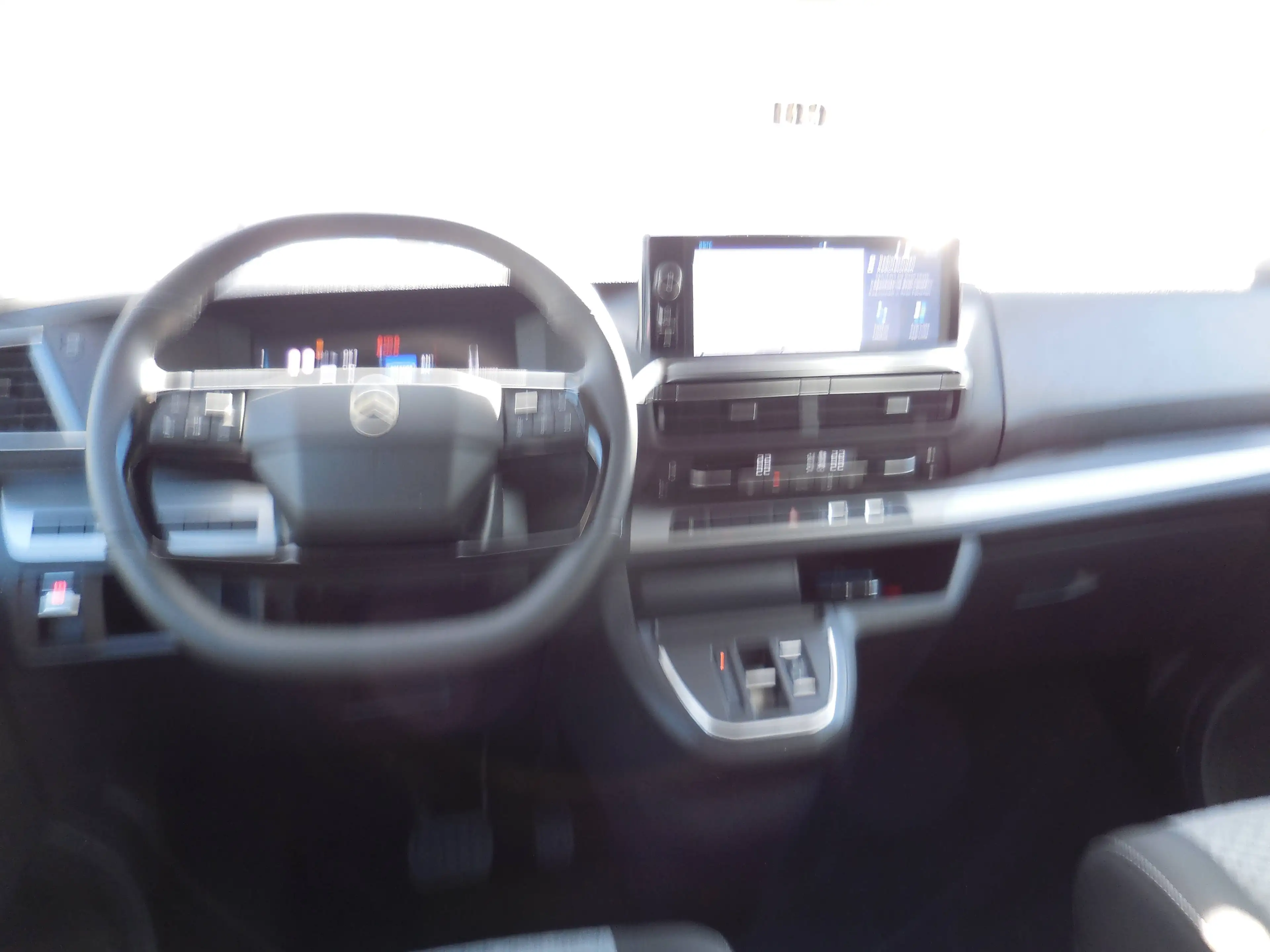 Citroen Holidays BlueHDi 180 EAT8*AHK-Küche-Max-Paket — photo 4
