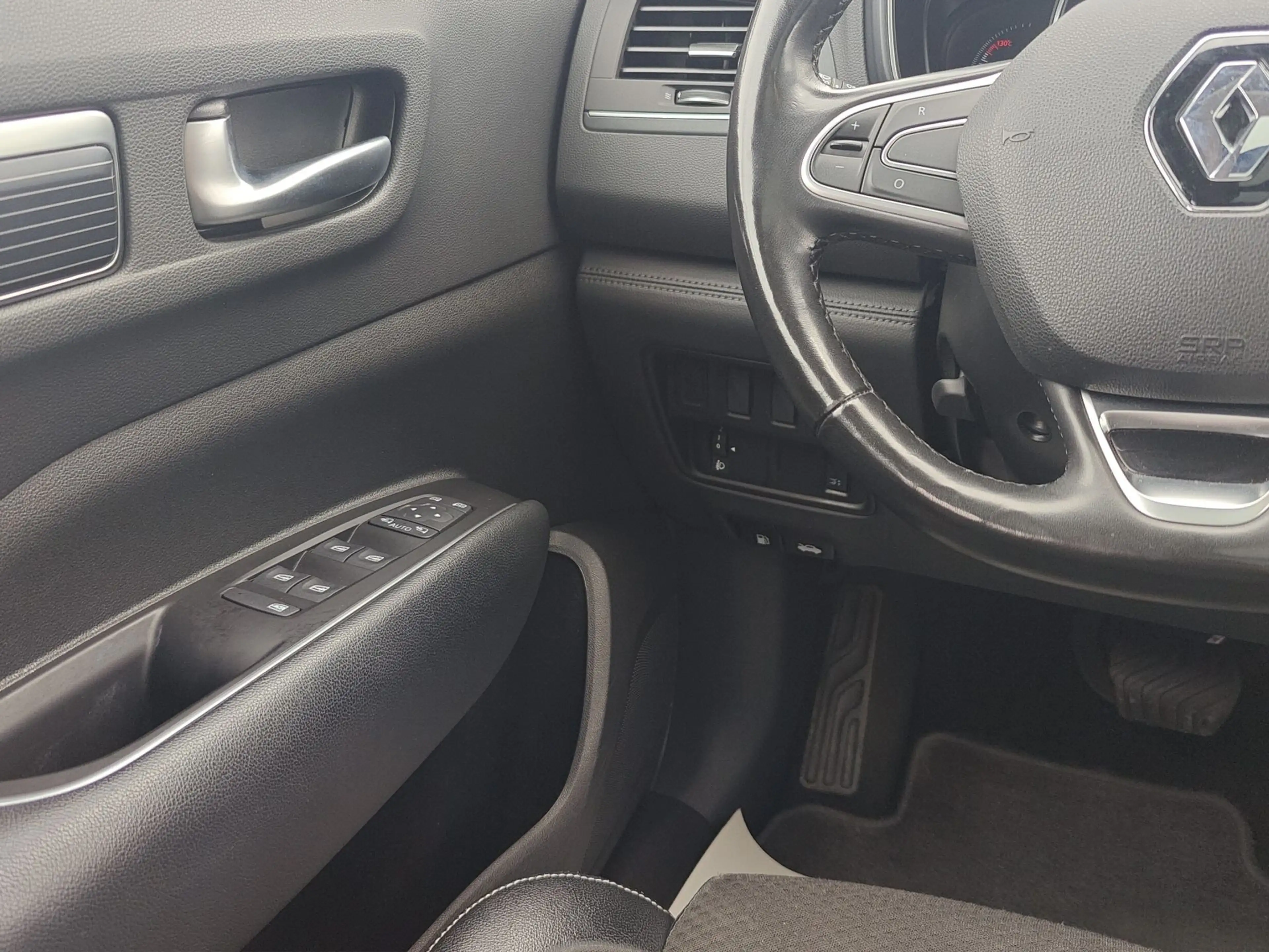 Renault Koleos TCe Intens EDC *Pano dak/Verw.zetels* — photo 11