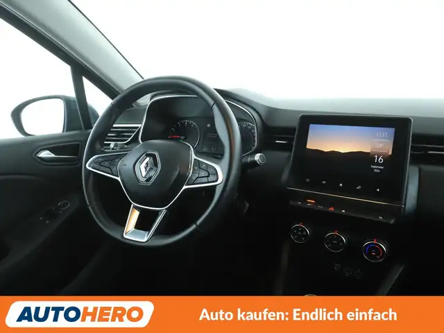 Renault Clio view 13