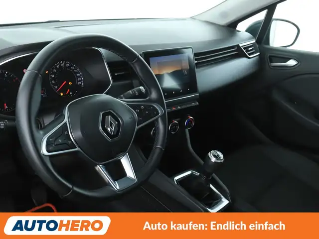 Renault Clio view 11