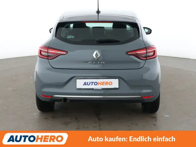 Renault Clio view 5
