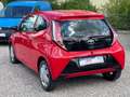 Toyota Aygo AYGO x-play touch Rouge - thumbnail 4