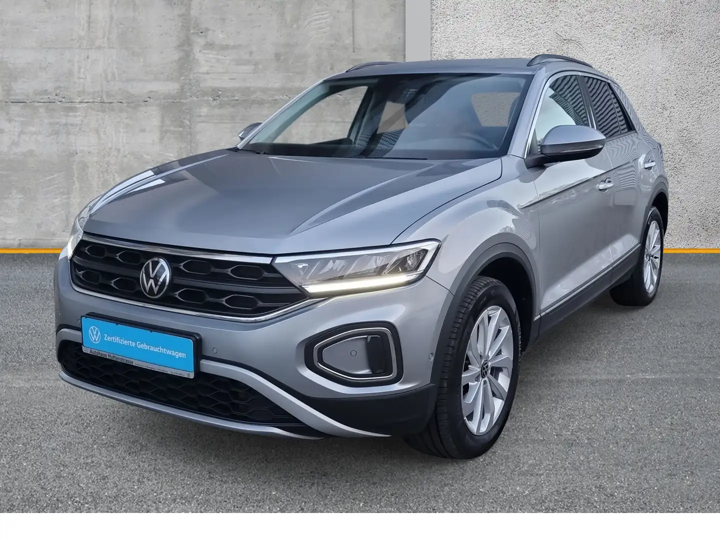 Volkswagen T-Roc 1.5 TSI DSG Life AHK LED ACC Grau - 1