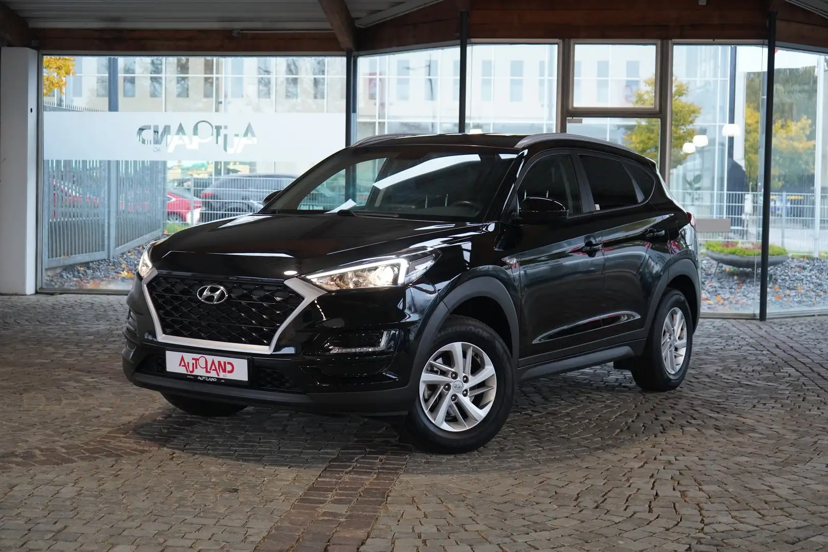 Hyundai TUCSON 1.6 Style Mild-Hybrid 2WD Negro - 2