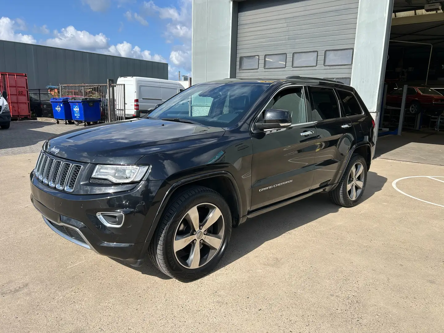 Jeep Grand Cherokee Grand Cherokee 3.0I Multijet Platinum Edition Zwart - 1