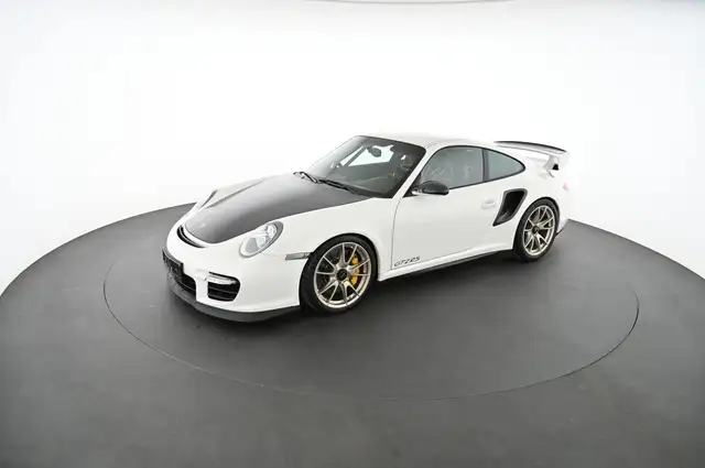 Porsche 911 view 3