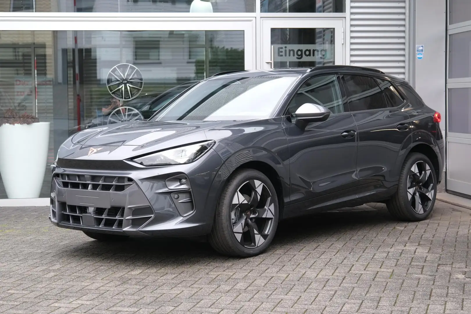 CUPRA Terramar 1.5 eTSI DSG LED Matrix AHK DCC 20" Memory Edge... Grau - 1