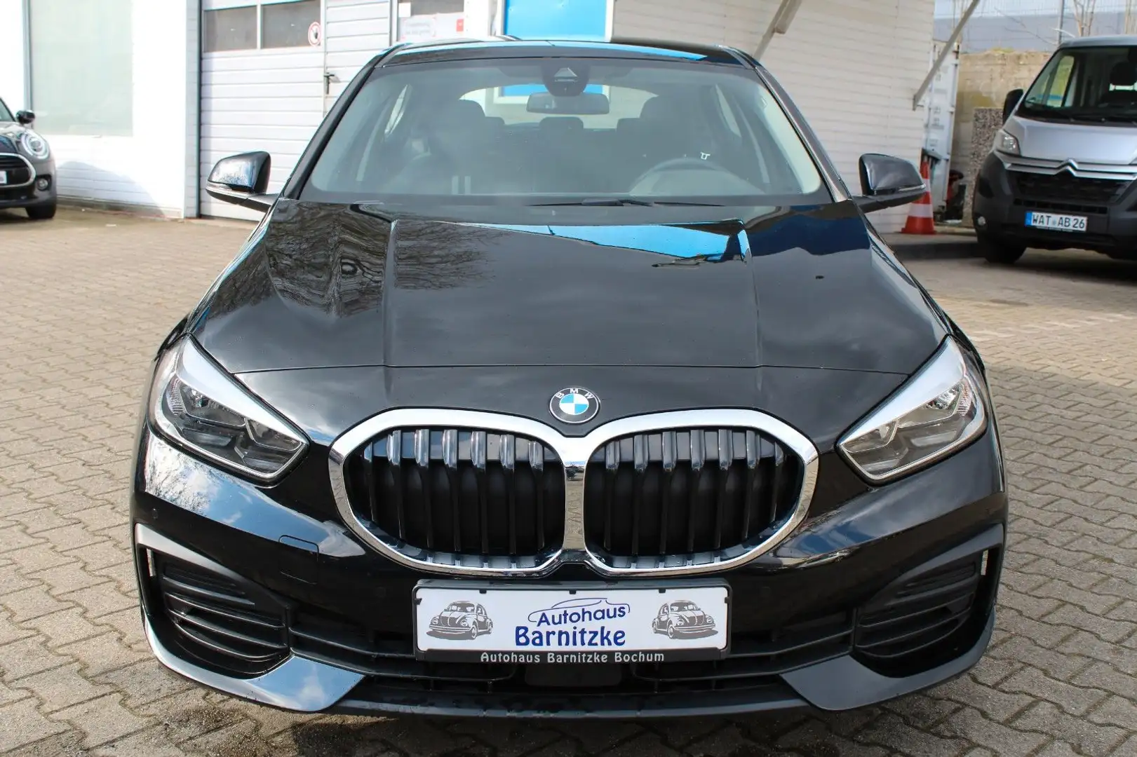 BMW 116 d Advantage*Live. Cockpit*Navi*PDC*Tempomat Schwarz - 2