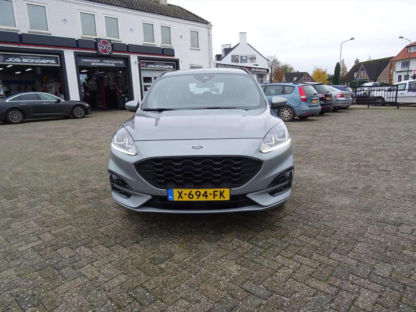 Ford Kuga 2.5 112KW FHEV ST-LINE X Gris - 2