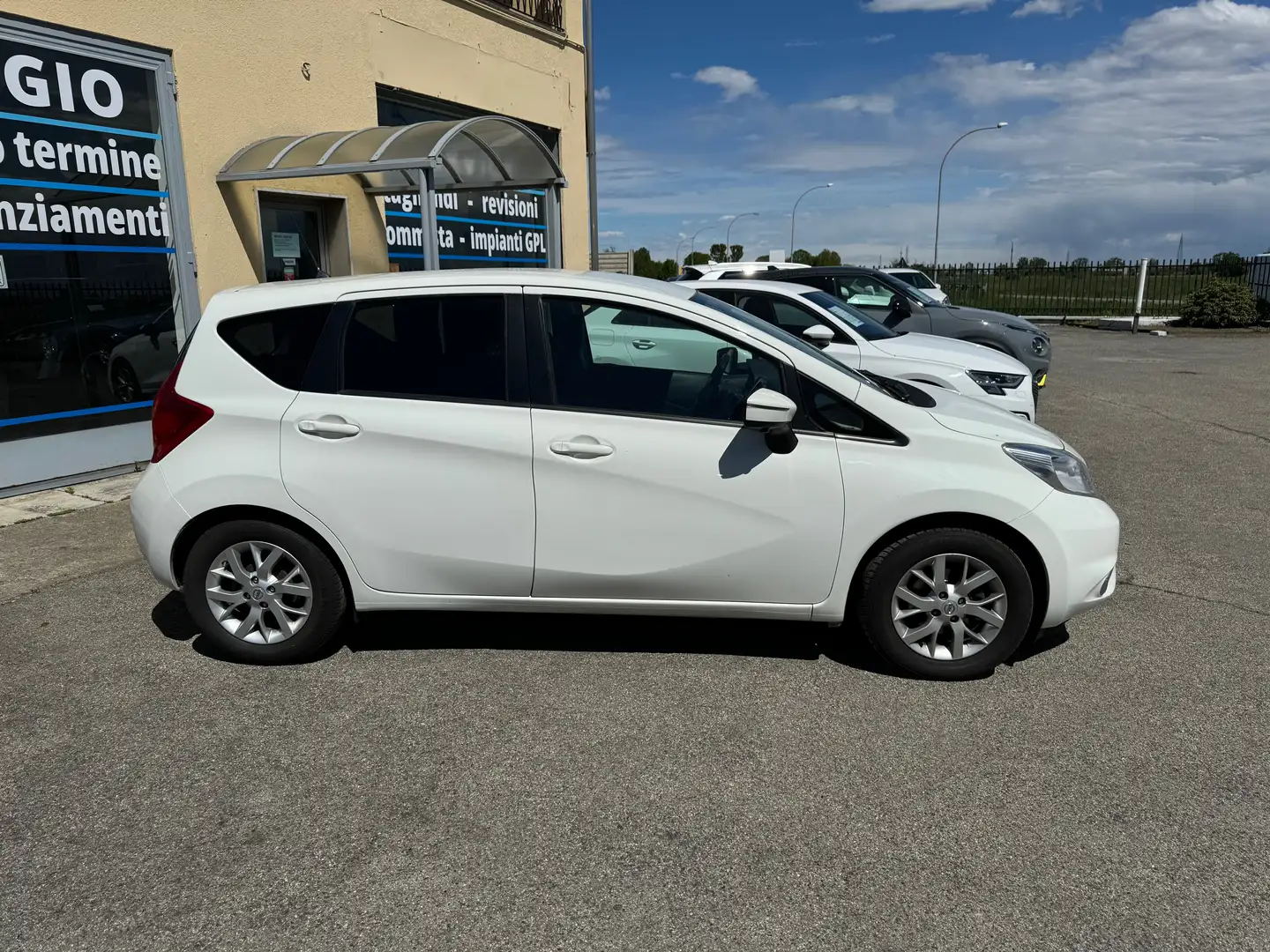 Nissan Note 1.5 dci Visia Bianco - 2