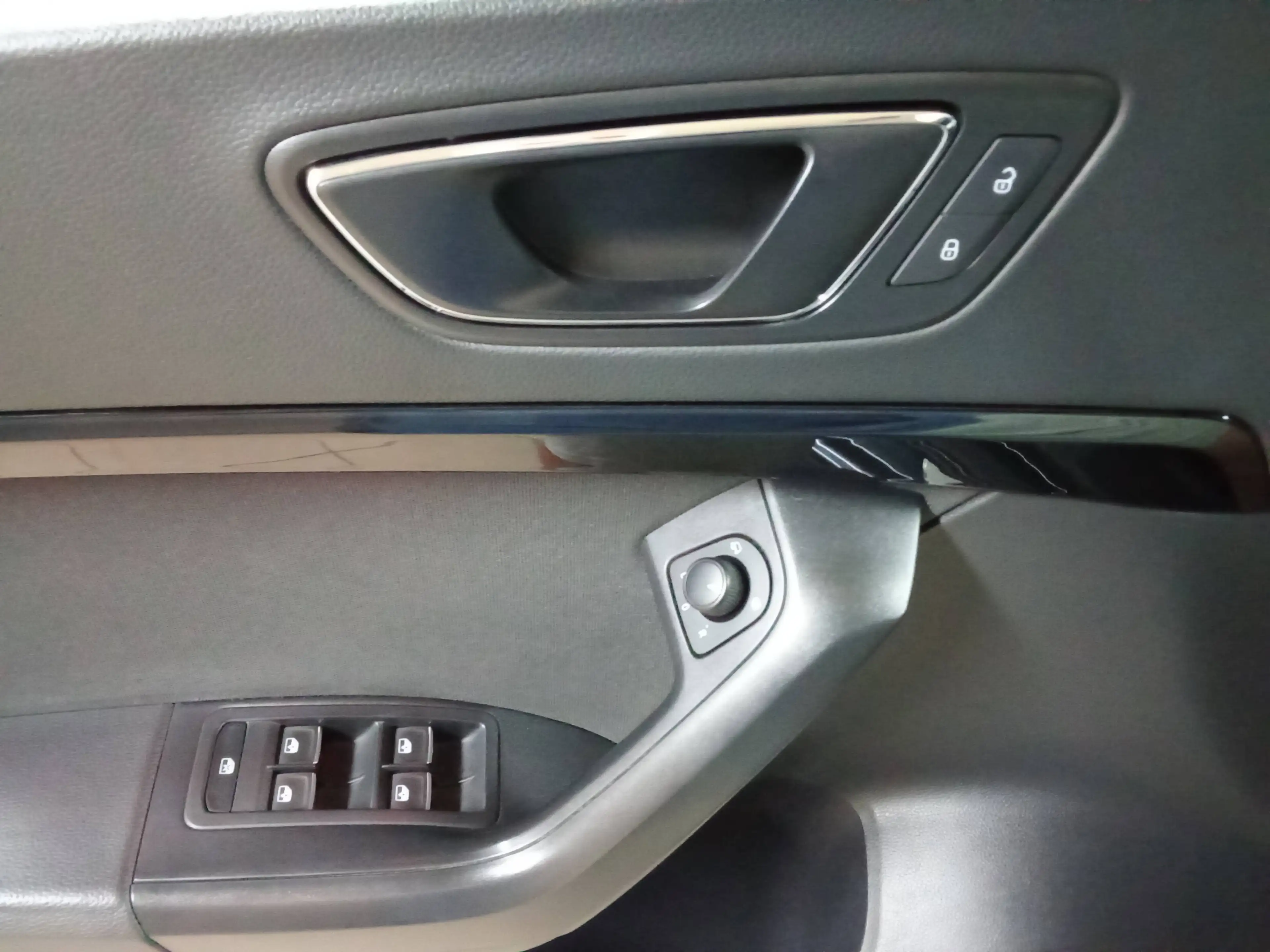 SEAT Ateca FR — photo 8