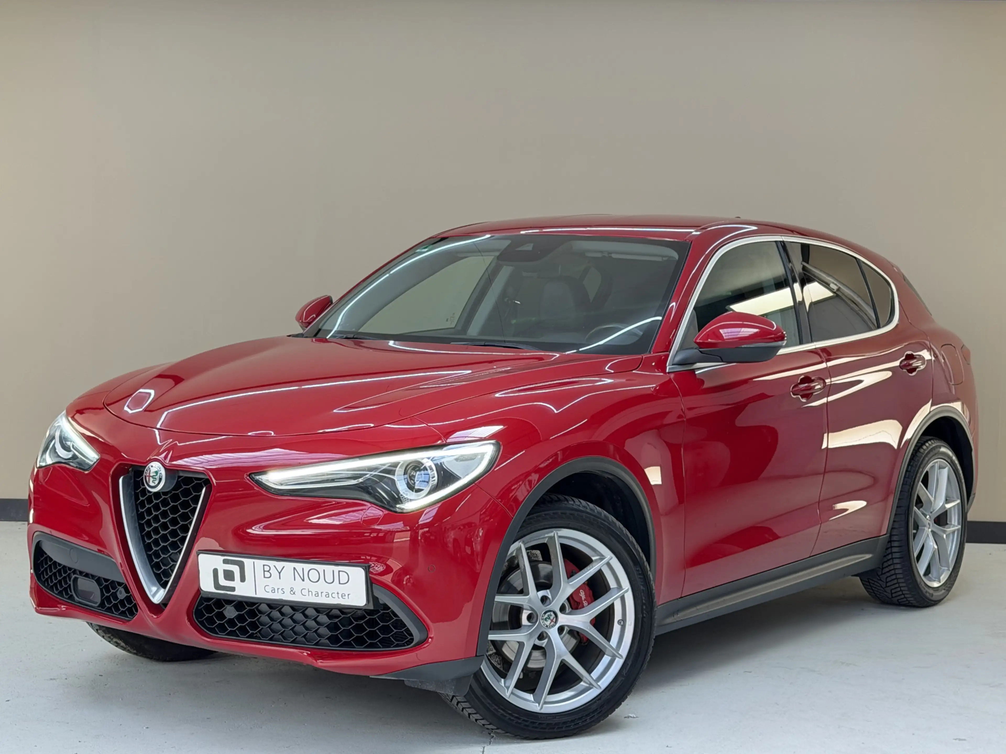 Alfa Romeo Stelvio 2.0 T AWD Super, 280Pk, 2017, 2de eigenaar, Harman