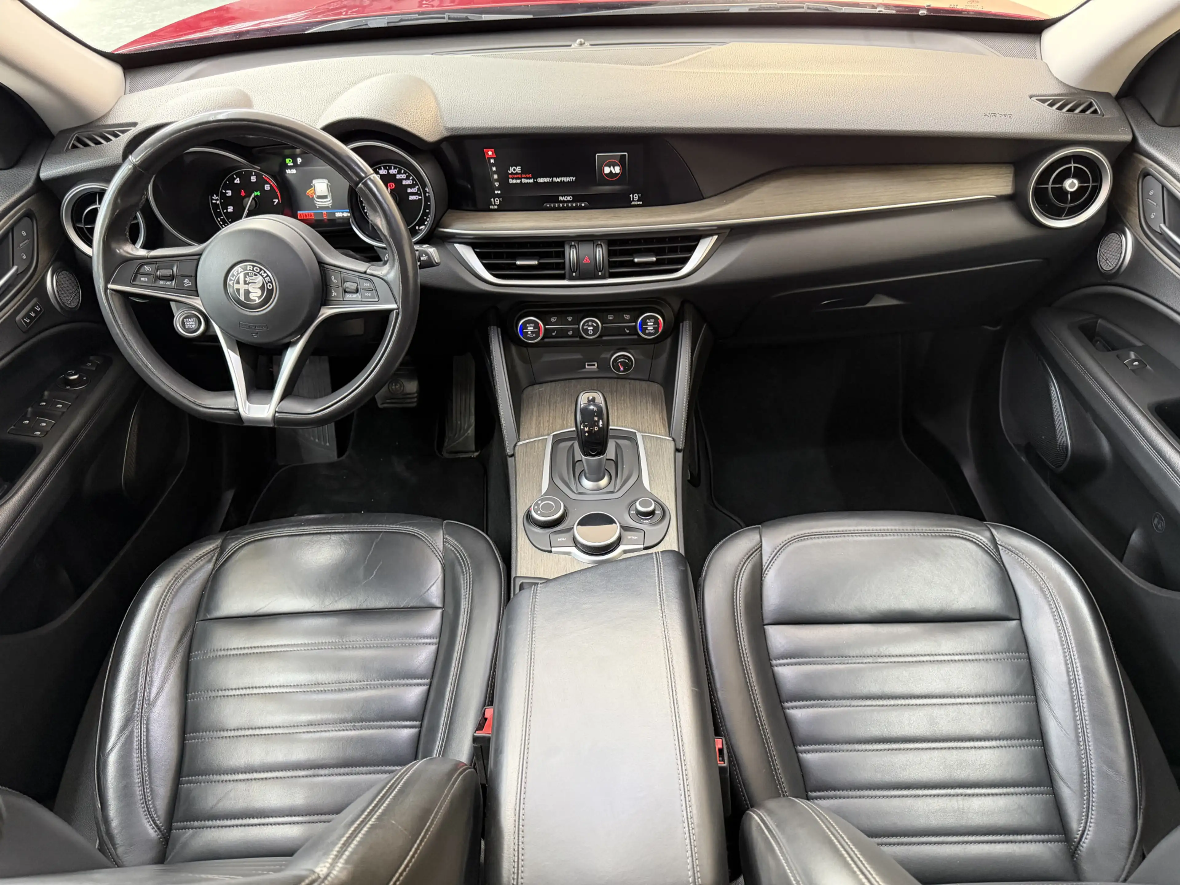 Alfa Romeo Stelvio 2.0 T AWD Super, 280Pk, 2017, 2de eigenaar, Harman — photo 2