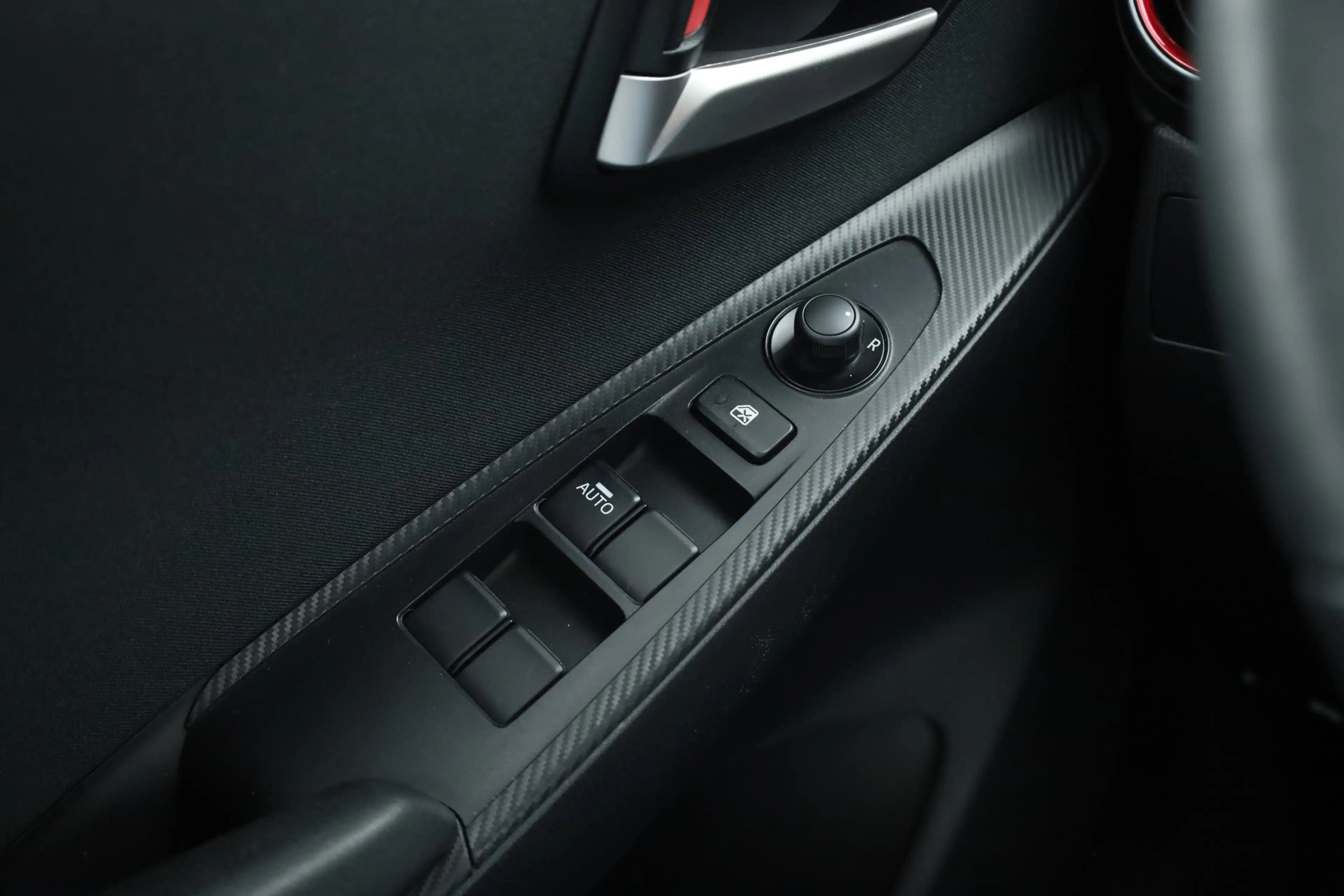 Mazda 2 1.5 SkyActiv-G 90 Homura | Rijklaar! | Navi by App — photo 7