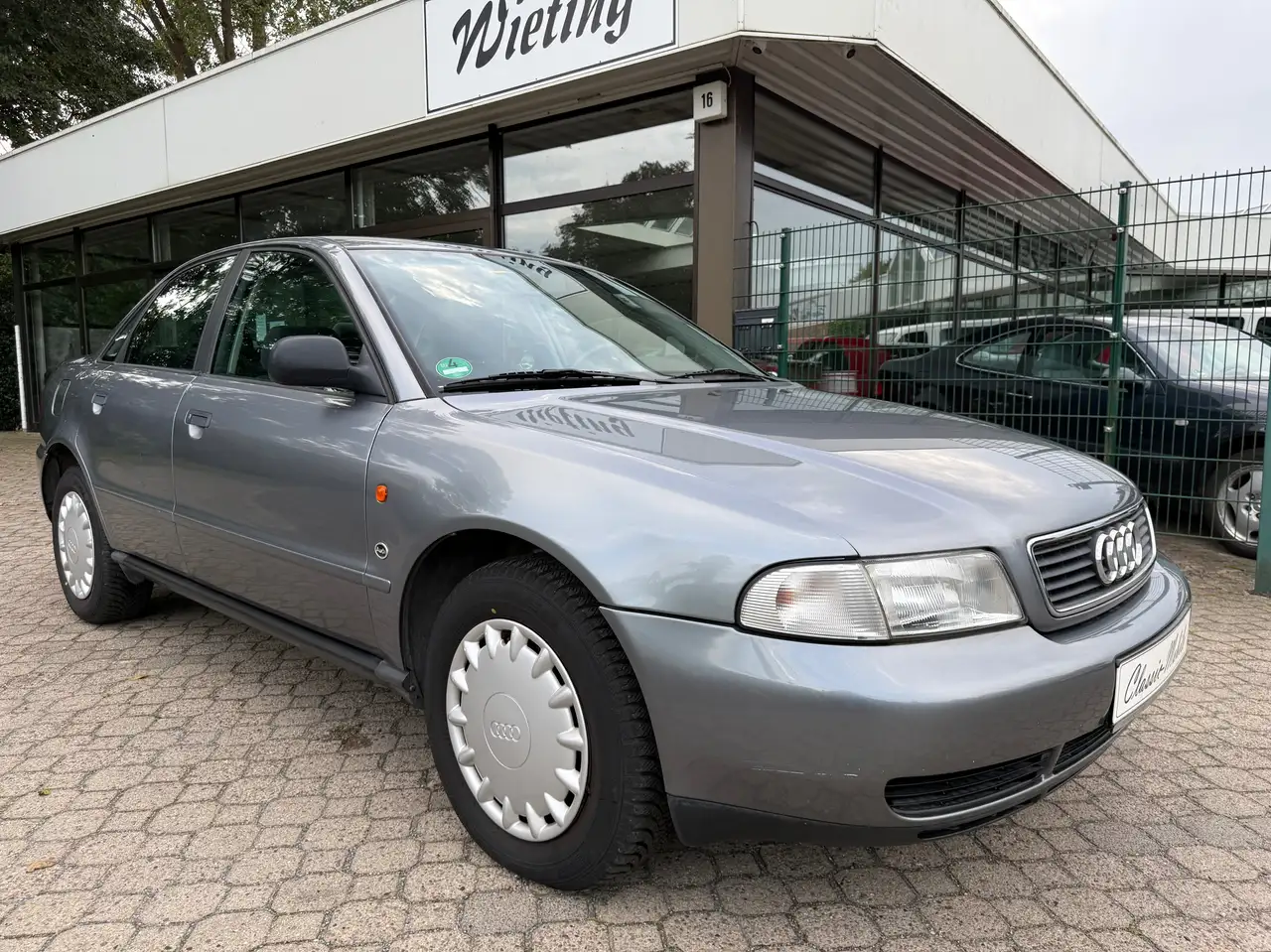 Audi A4 1.8 B5 *nur 78 TKM*HU neu*2.Hand*22 Jahre letzter Besitz*, foto 3