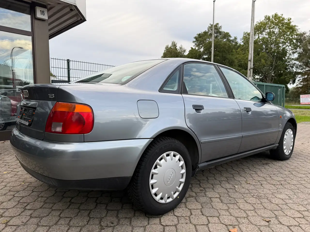 Audi A4 1.8 B5 *nur 78 TKM*HU neu*2.Hand*22 Jahre letzter Besitz*, foto 7