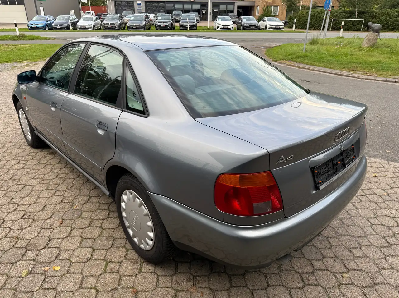 Audi A4 1.8 B5 *nur 78 TKM*HU neu*2.Hand*22 Jahre letzter Besitz*, foto 6